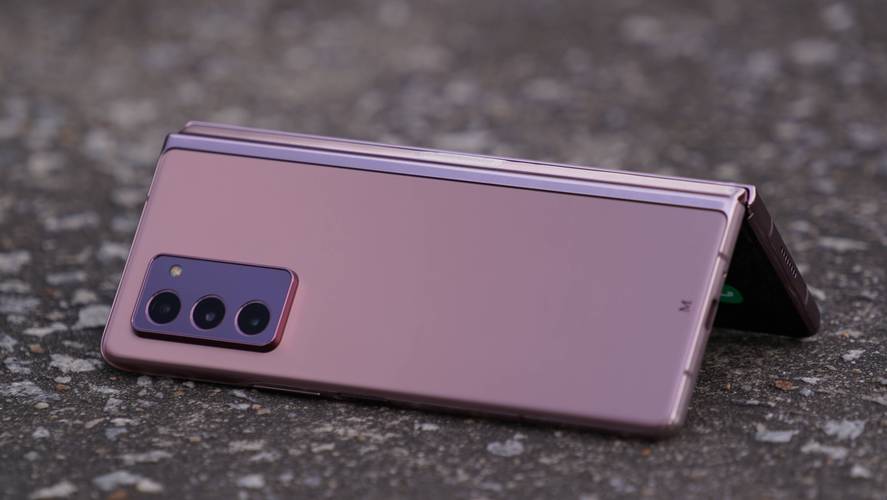 答:HTC G11的拍照效果非常出色,它配备了一颗800万像素的后置摄像头,支持自动对焦、人脸识别和720P高清视频拍摄,还配备了双LED闪光灯,使得在光线不足的环境下也能拍出清晰明亮的照片,无论是日常拍摄还是旅行留念,HTC G11都能满足你的需求。