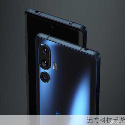 3、曲面镜面设计:值得一提的是,HTC G14的屏幕面板还采用了首创的曲面镜面设计,这种设计不仅让手机在外观上更具特色,还能够在一定程度上防止屏幕刮花,不过需要注意的是,由于屏幕略微内凹的弧形设计,可能会给贴膜带来一定的困扰。