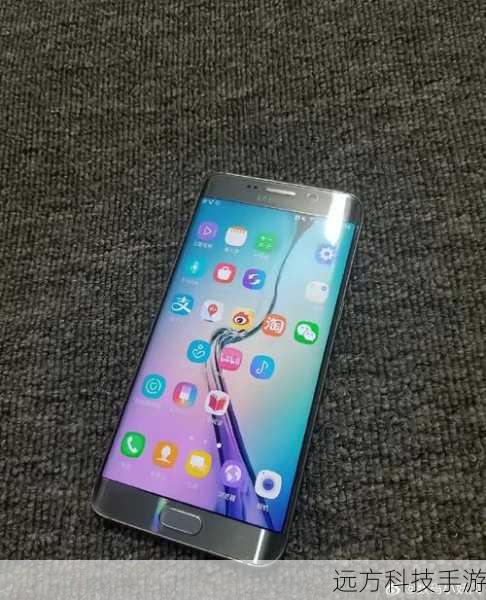 外观设计:双曲面屏的视觉盛宴