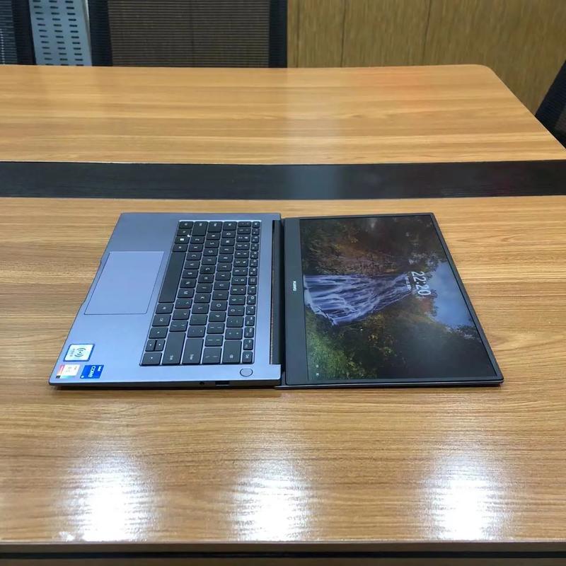 华为MateBook D 15:大屏享受,高性价比