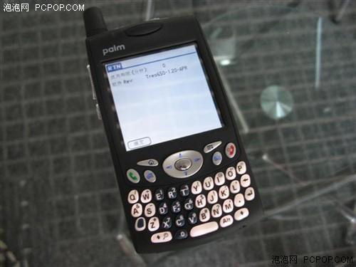 A:Treo 650支持四频GSM/GPRS/EDGE网络制式,这意味着它可以在全球范围内的大多数地区使用GSM网络进行通信和数据传输,EDGE技术的加入也大大提升了手机的上网速度和数据传输效率,让用户可以更加便捷地浏览网页、收发邮件以及进行其他网络操作。