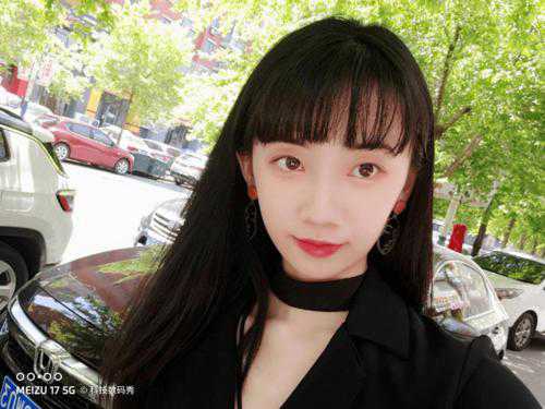 答:魅族M9的拍照效果在当时处于较高水平,它配备了后置500万像素摄像头和前置30万像素摄像头,支持触控对焦、自动对焦和连拍等功能,成像质量清晰细腻,足以满足日常拍照和录像的需求,不过需要注意的是,由于M9已经是一款较老的机型,其拍照性能与现在的旗舰手机相比可能会有所差距。