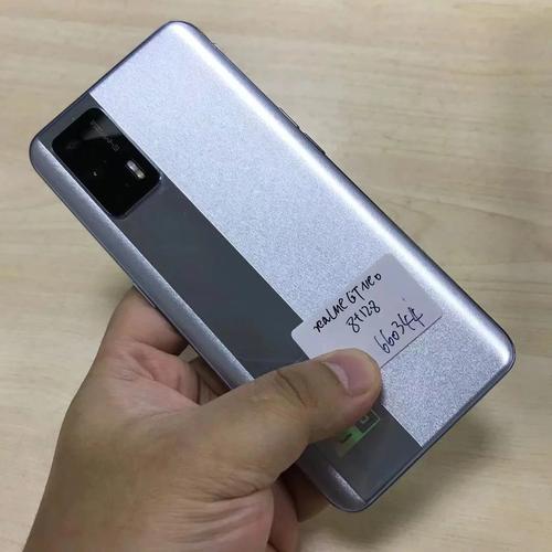 答:联想K860的拍照效果非常出色,它搭载了前置200万和后置800万像素的双摄像头组合,支持双LED闪光灯和多种拍照模式及滤镜效果,无论是日常拍摄还是夜景拍摄,K860都能轻松应对,拍出清晰明亮、色彩饱满的照片,超级相机V2.0智能拍照软件的加入更是让拍照变得更加简单快捷。