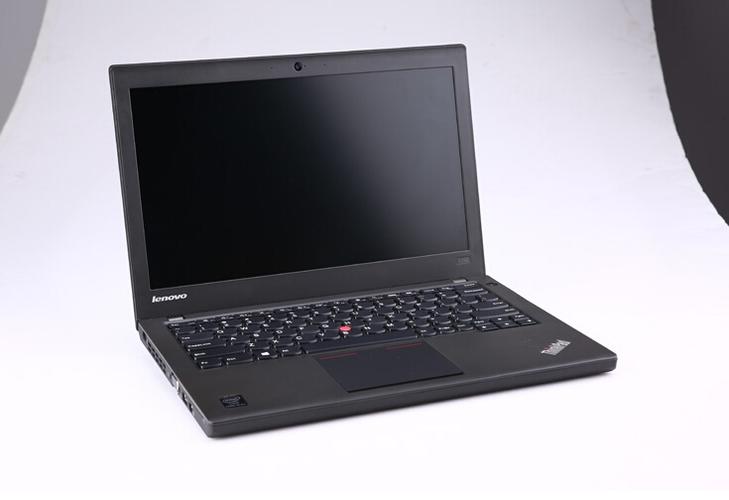 在多媒体和通讯方面,联想ThinkPad X240 20AL001HCD同样表现出色,它内置了720P高清摄像头和内置麦克风,支持高清视频会议和语音通话,让商务沟通更加便捷高效,该机型还配备了802.11b/g/n无线网卡和蓝牙功能,支持多种无线连接方式,让用户可以随时随地接入网络,享受高速上网的乐趣。