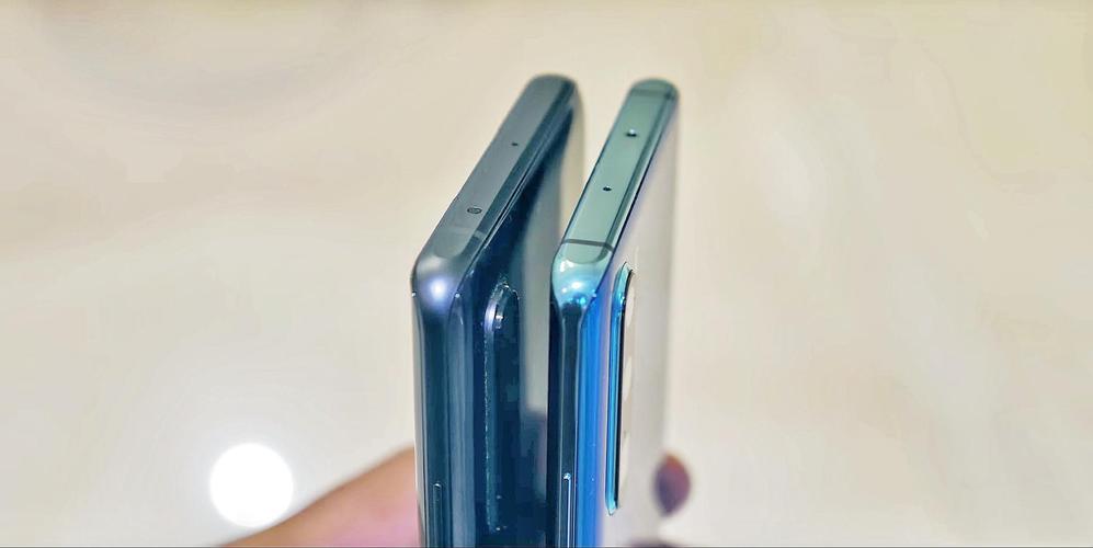 在安全性方面,Moto P30 Note同样表现出色,它采用了后置指纹识别技术,并支持AI人脸识别功能,双重保障用户的隐私安全,手机还内置了支付安全功能,可以为用户提供一个安全可靠的支付环境,无论是日常购物、转账还是支付密码输入等操作都能得到有效保护。