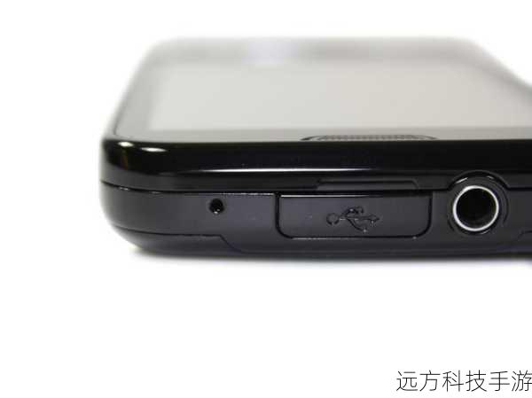 三星M7500采用了直板设计,机身线条流畅,整体给人一种简洁而高雅的感觉,它的外壳材质经过精心挑选与特殊处理,不仅手感舒适,还能有效避免刮痕和指纹的困扰,尤为值得一提的是,M7500在机身边缘融入了四周炫灯技术,当夜幕降临,这些炫灯在开启时会散发出绚烂夺目的光彩,为手机增添了几分神秘与时尚感。