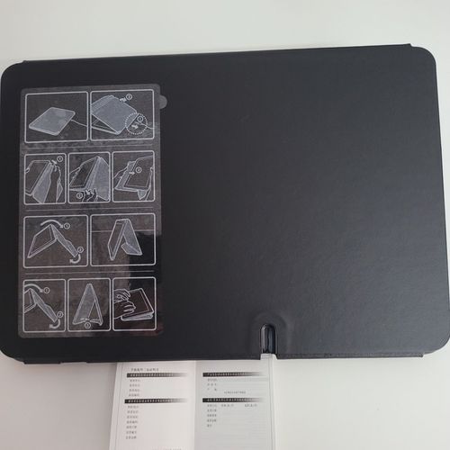 三星M7500内置了一定的存储空间(具体容量因版本而异),但为了满足用户日益增长的存储需求,它还支持MicroSD卡扩展,用户可以根据自己的需要选择合适的存储卡容量,轻松存储更多的照片、音乐和视频等文件。