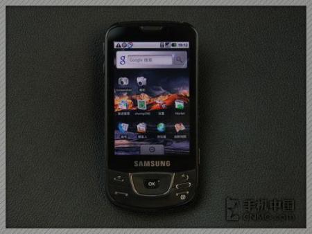 问题一:三星M7500的屏幕材质是什么?