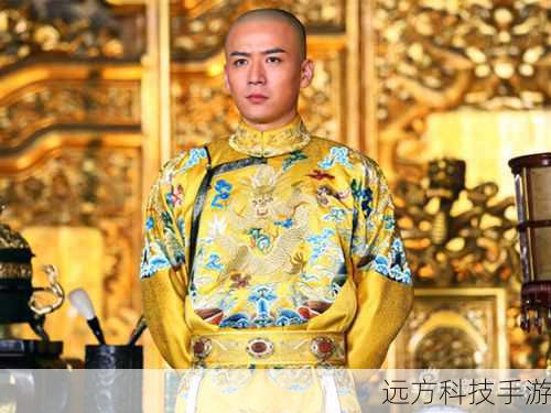 康熙:由魏千翔饰演,康熙是清朝的皇帝,聪明睿智,有勇有谋,他与韦小宝是好朋友,也是对手,两人之间有着复杂的情感纠葛。