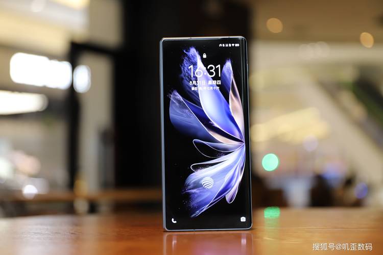 问题三:vivo X Fold2的影像系统有哪些亮点?