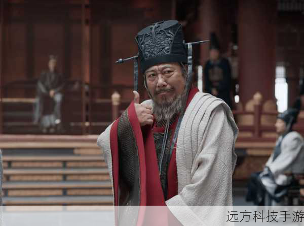 范建:男主角的养父,由高曙光饰演,他是户部尚书,为人低调、谨慎,对范闲关爱有加,他和范闲之间有着深厚的父子情,为了保护范闲不惜牺牲自己。