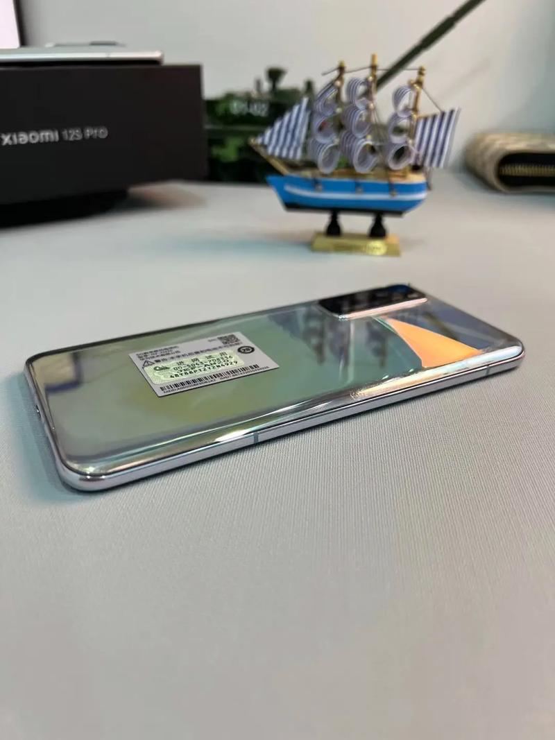 想要获取最新的华为畅享7 Plus拍照技巧,可以通过以下几种方式:可以关注华为官方社交媒体账号或官网,它们会定期发布关于手机拍照的教程和技巧;可以加入华为手机用户社区或论坛,与其他用户交流分享拍照心得和经验;还可以观看一些专业的手机摄影教程视频,学习更多高级的拍照技巧和方法。