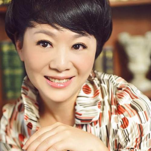 - 萧羽茹是一个聪明伶俐、机智勇敢的女子,她在剧中与济公一起经历了许多冒险和挑战,最终成为了他的得力助手。