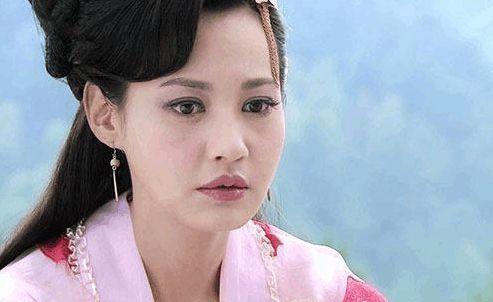 - 金玉云是一个温柔善良、美丽动人的女子,她在剧中与济公之间有着一段纯真的感情。