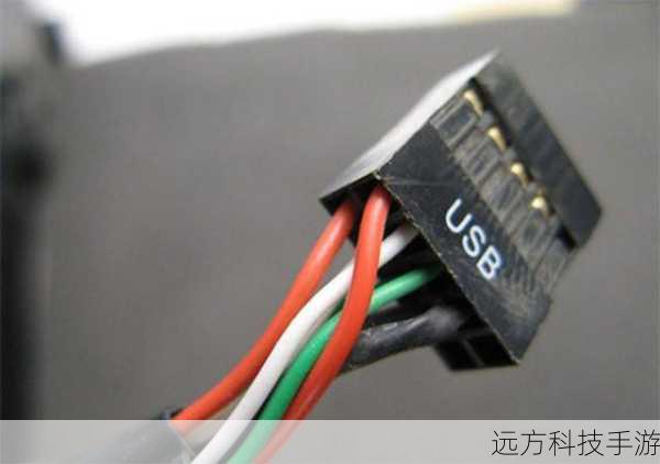 1、使用USB线将设备连接至电脑。