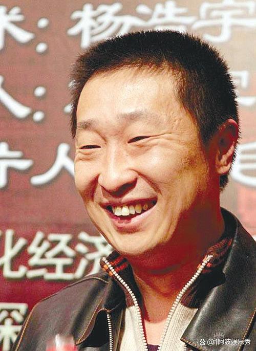 林永健在电影中的表现也得到了观众和业内人士的认可和赞扬,他凭借这个角色获得了第 9 届亚洲电影大奖最佳男配角提名、第 31 届中国电影金鸡奖最佳男配角奖,他说:“我很感谢王宝强给我这个机会,让我能够尝试不同的风格和类型,我也很感谢观众和评委对我的支持和鼓励,让我能够获得这个荣誉,我觉得这是对我努力和付出的一种肯定,也是对我未来演艺事业的一种鞭策。”