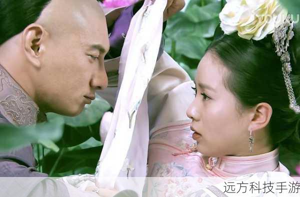 答:在这一集中,四爷对若曦的关心和爱护更加明显,他在若曦遇到困难时总是及时出现并给予帮助,若曦也逐渐看到了四爷内心的深情和执着,这些都使得他们之间的感情逐渐升温。