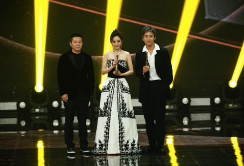 1、芭莎大咖秀第四季 20161225 什么时候开始?需要通过关注官方社交媒体账号、查看电视节目预告、留意时尚资讯网站或论坛等途径获取具体时间。
