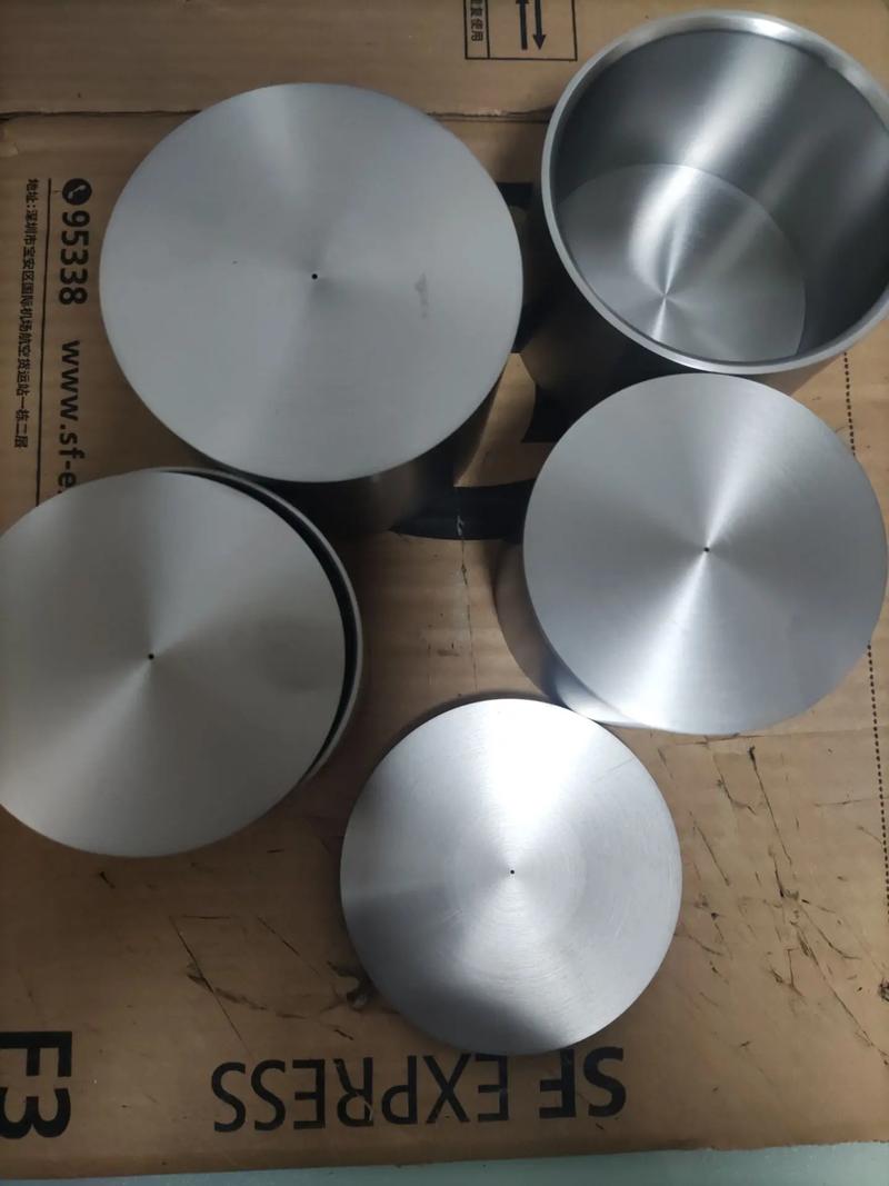 2.稀有材料**: