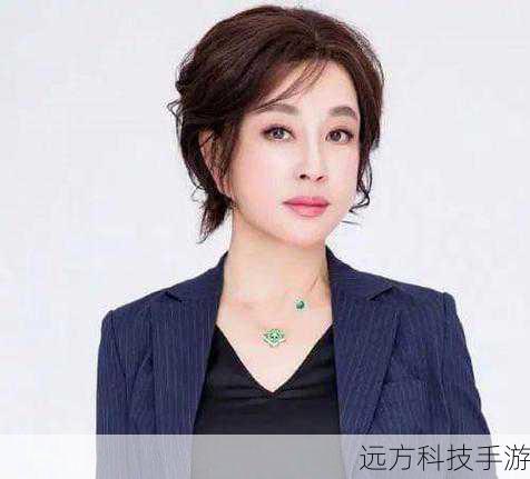 刘晓靓是一位优秀的演员,她在演艺道路上不断磨砺自己,展现出了多样的表演风格和深厚的表演功底,在《恩情无限》中,她将尚文丽这个角色刻画得细腻而真实。