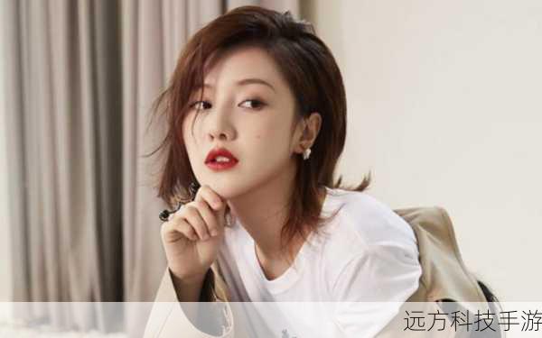徐灵仪:演员王鹤润出演,她在剧中展现出了复杂的性格特点,给剧情增添了不少色彩。