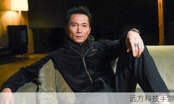 邹兆龙饰演的老鹰则是一个经验丰富的雇佣兵,他冷酷无情,但内心深处也有着自己的原则和情感。