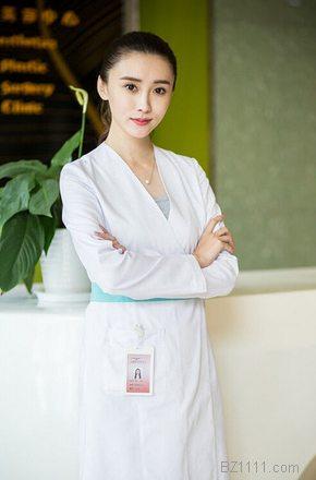 问:焰焰的扮演者是?
