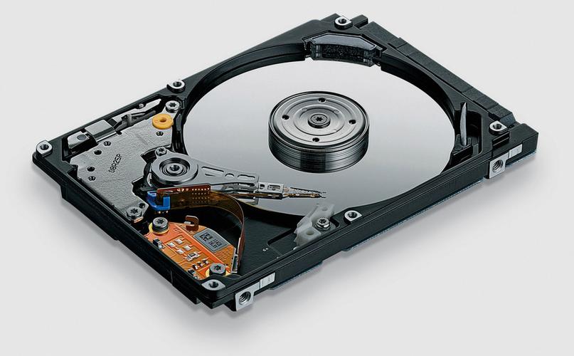 特点:DiskScan Pro是一款全面的硬盘检测和修复工具,不仅能够进行常规的硬盘检测,还能够修复硬盘上的物理和逻辑错误。