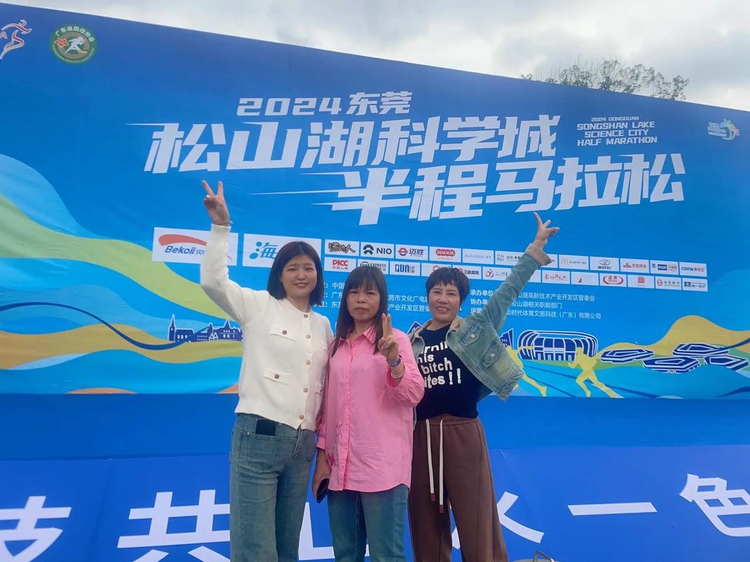 性能表现：速度与稳定的较量