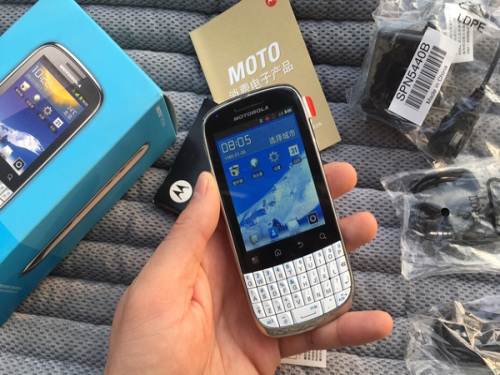 问题一:MOTO XT316的内部存储容量是多少?