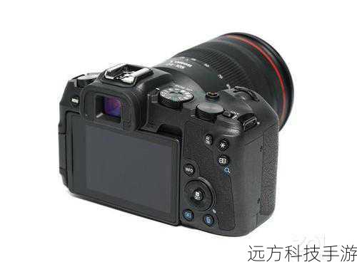 佳能EOS RP搭载了约2620万有效像素的全画幅CMOS传感器,尺寸为35.9*24毫米,这一配置为拍摄提供了广阔的视野和细腻的画质,无论是风光大片的广阔天地,还是人像摄影的细腻肤质,EOS RP都能轻松捕捉,让每一张照片都充满生命力,该传感器还支持全像素双核CMOS AF自动对焦技术,实现了快速而精准的对焦,让拍摄更加得心应手。