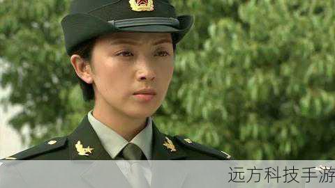 这一集中,火凤凰女子特战队面临着前所未有的挑战,她们不仅要应对外部敌人的强大压力,还要处理队内成员之间的矛盾和情感纠葛,队员们在战斗中不断成长和突破自我,展现出了坚韧不拔的意志和顽强的战斗精神。