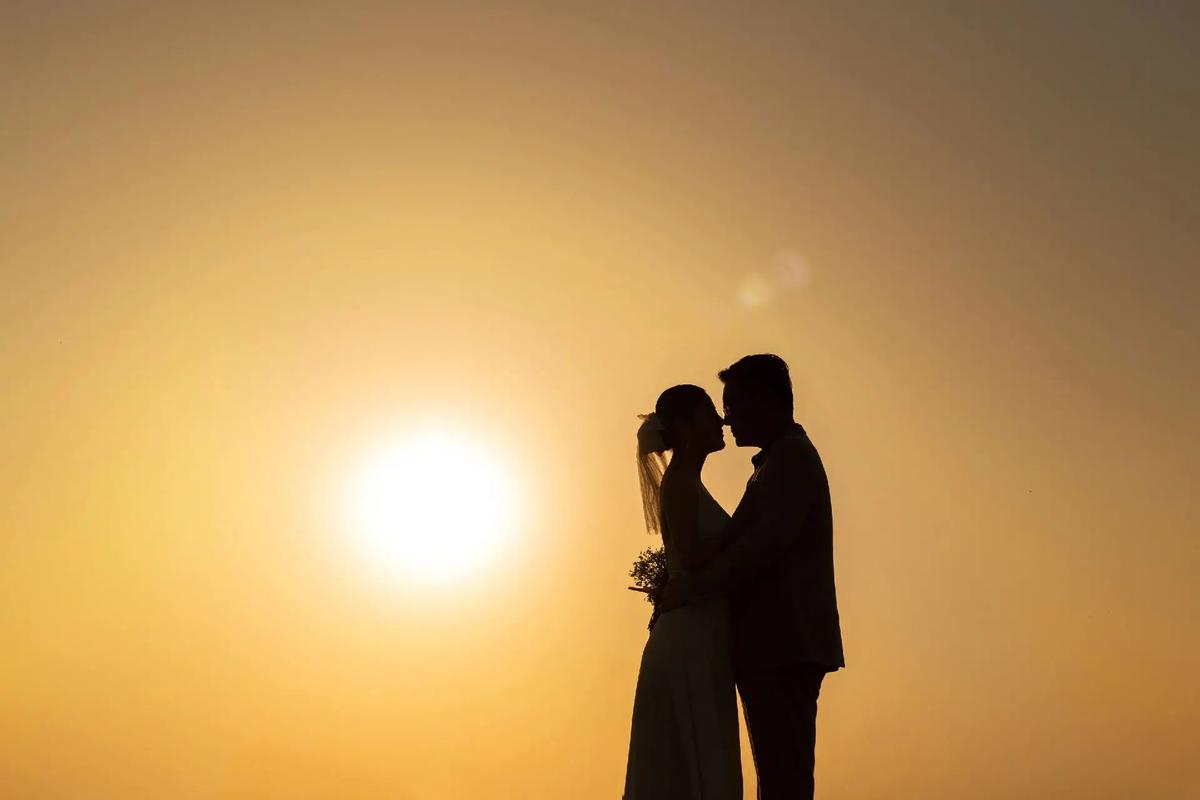 问:“我们结婚了”节目中最受欢迎的假想夫妻是哪一对?