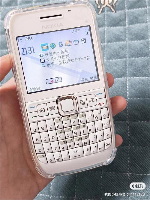 问题一:诺基亚E63的全键盘设计在现代智能手机中还有竞争力吗?