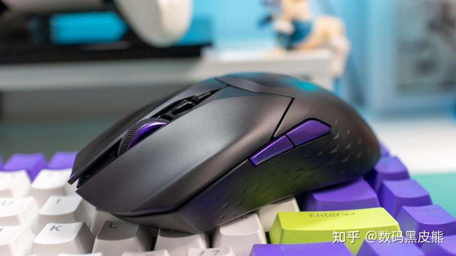 东芝T132与东芝U505-S2930各有千秋,如果你更看重外观的灵动性和续航能力,且对性能要求不是特别高的话,那么东芝T132无疑是一个不错的选择,而如果你对性能有更高要求,需要处理更复杂的任务或运行大型软件的话,那么东芝U505-S2930则更适合你。