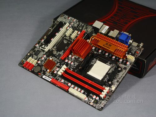 斯巴达克黑潮BA-218主板在支持RAID技术方面,有着诸多独特优势:
