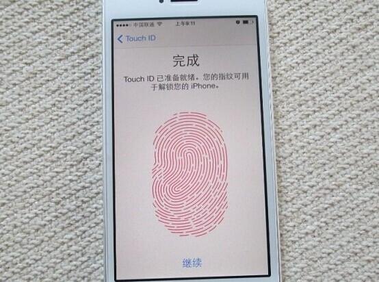 iPhone 6首次内置了Touch ID指纹识别技术,用户只需轻触Home键即可完成解锁和支付验证,既安全又便捷,这一技术的引入,不仅提升了用户体验,也为移动支付的发展奠定了基础。