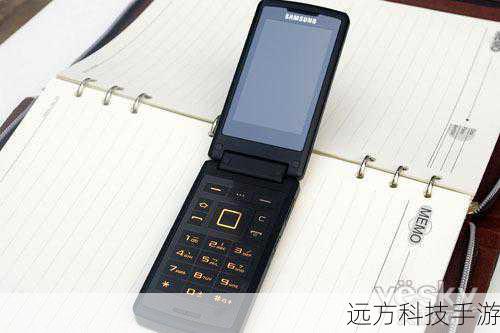 三星W689,从第一眼望去,就透露出浓厚的商务气息,经典的翻盖设计,不仅是对过往辉煌岁月的致敬,更是对现代商务人士低调奢华品味的完美诠释,每一次开合,都伴随着清脆而有力的声音,仿佛是在宣告着使用者的不凡身份,机身线条流畅,金属材质的运用,让这款手机在视觉上更显沉稳与大气,无论是出席正式场合还是日常办公,都能成为你手中的一道亮丽风景线。