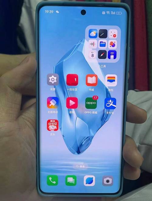 综合以上各方面的对比,我们可以看出飞利浦X830在屏幕显示、拍照功能和续航方面表现更佳,而飞利浦X606则以其小巧的机身和便携性为特点,如果你更看重手机的拍照效果和显示效果,且对续航有一定要求,那么飞利浦X830将是一个不错的选择,而如果你追求便携性且对手机性能要求不高,那么飞利浦X606也是一个值得考虑的选项。