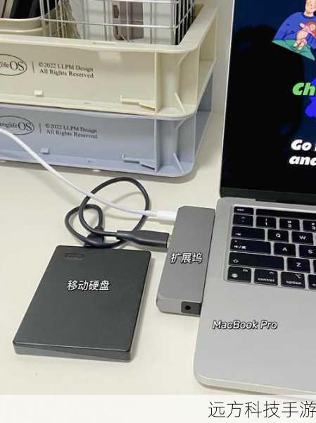 科硕K205 512GB移动硬盘还具备广泛的兼容性,它支持主流的操作系统,如Windows和Mac,这意味着你可以在任何设备上轻松接入它,无需担心兼容性问题,无论你是在Windows环境下进行视频编辑,还是在Mac上处理音频文件,这款硬盘都能提供稳定可靠的数据存储服务,这种跨平台的兼容性,无疑为用户带来了极大的便利。