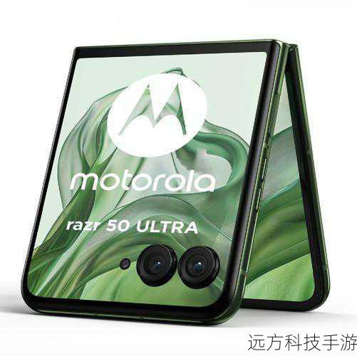 续航方面,moto razr 50 Ultra内置了4000毫安时电池,支持45W有线充电和15W无线充电,同时还支持5W无线反充功能,这样的续航配置,在小折叠屏手机中堪称优秀,能够满足用户一整天的使用需求。