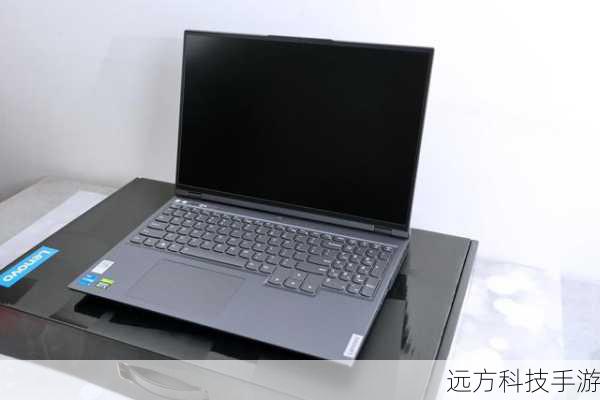 联想P618:相比之下,P618在屏幕方面有了显著的提升,其采用了更高分辨率的彩色屏幕,色彩更加鲜艳,显示效果更加细腻,无论是浏览图片还是观看视频,都能获得更加出色的视觉体验。