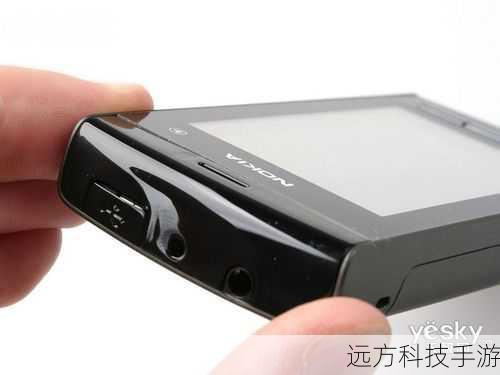 诺基亚5250还支持蓝牙连接,让你轻松与其他设备配对,无论是传输文件还是连接无线耳机,都变得更加便捷,它还支持MicroSD卡扩展,最大可支持32GB的存储空间,让你不再为存储空间不足而烦恼。