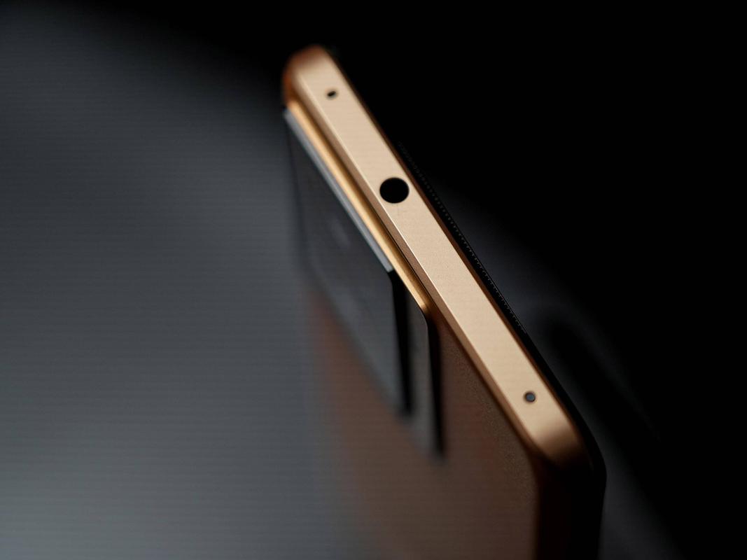 OPPO R9s Plus全网通采用了先进的双核对焦技术和OIS+光学防抖技术,理论上对焦速度和准确性都应该非常出色,在实际使用过程中,由于拍摄环境、光线条件等多种因素的影响,偶尔出现对焦不准的情况也是有可能的,但这种情况并不普遍,且大多数情况下可以通过调整拍摄模式、光线条件或重新对焦来解决,如果用户在正常使用过程中频繁遇到对焦不准的问题,建议联系OPPO官方客服或前往售后服务中心进行检测和维修。