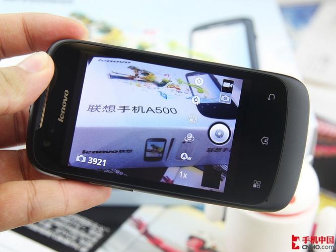 A:联想乐Phone A500配备了大容量电池,结合其智能省电技术,即使在连续播放音乐的情况下,也能提供较长的续航时间,具体使用时间还会受到音量大小、屏幕亮度、网络状况等多种因素的影响,它完全能够满足大多数用户长时间音乐播放的需求。