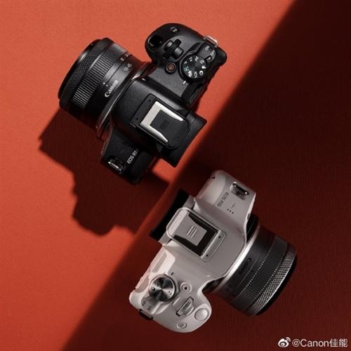 A:佳能SX130的性价比非常高,仅需1650元的价格,就能拥有一款集小巧便携、高清画质、智能操作于一身的摄影神器,对于预算有限但又追求高品质摄影体验的朋友来说,无疑是一个绝佳的选择,它适合摄影新手、旅行爱好者、家庭用户以及需要一款轻便相机随时记录生活的朋友购买,无论是作为入门级的摄影器材,还是作为日常拍摄的得力助手,佳能SX130都能满足你的需求。
