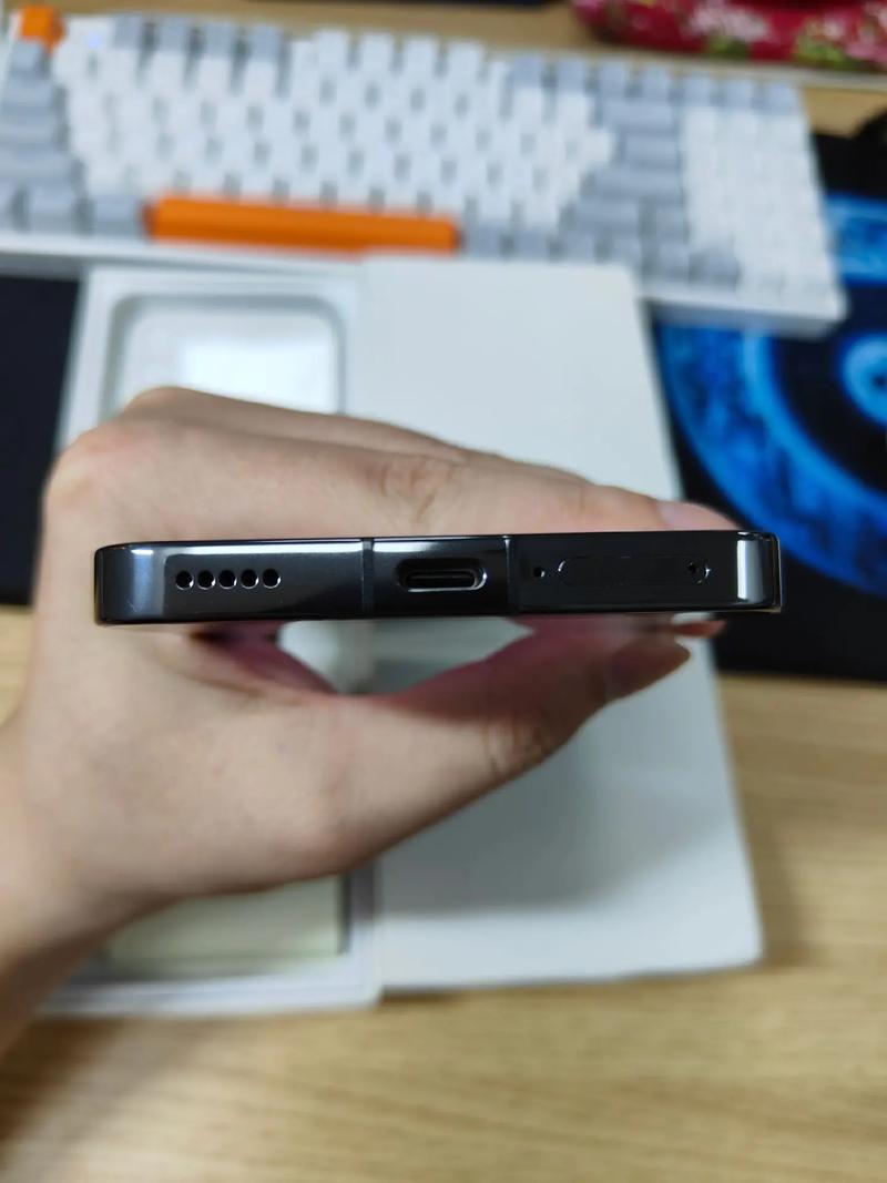 Q：MEIZU 魅族 20 5G智能手机 12GB+256GB 先锋灰的售价是多少？