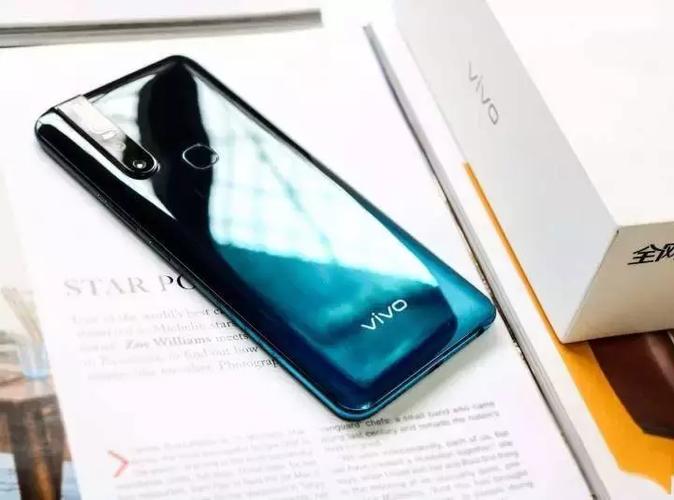 vivo S11t的市场定位非常明确，它既不是追求极致性能的旗舰机型，也不是主打拍照功能的摄影手机，而是一款面向广大消费者、注重实用性和性价比的智能手机，在这个价格区间内，vivo S11t凭借其均衡的配置、稳定的性能和亲民的价格，成功吸引了大量消费者的关注，无论是作为主力机型的补充，还是作为送给长辈、孩子的礼物，vivo S11t都是一个不错的选择。