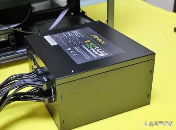 为了保持系统在长时间运行时的稳定性,选择有效的散热解决方案非常重要,Noctua NH-D15和Cooler Master Hyper 212 EVO都是市场上口碑极佳的散热器,能够有效降低CPU温度,延长硬件寿命。
