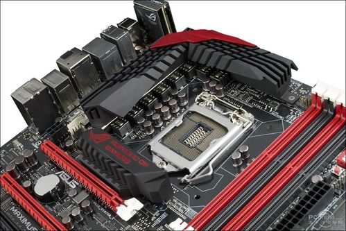 华硕M6系列Z87主板相比其他同类产品，最大的优势在于其综合性能的全面领先，无论是处理器支持、扩展能力、存储解决方案还是音频网络优化等方面，都展现出了极高的水准，其独特的设计美学和精湛的工艺也让人印象深刻，华硕在细节上的创新也是其他品牌难以企及的，比如UEFI BIOS界面、LED指示灯和AI Suite 3软件套件等，都为用户带来了更加便捷和高效的使用体验。